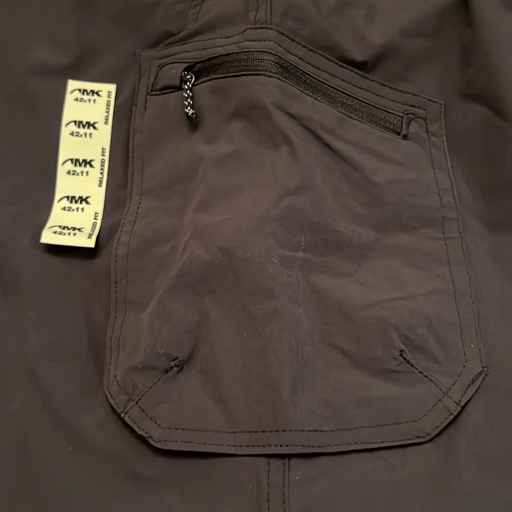 Mountain Khakis shorts,‎ size 42, NWT